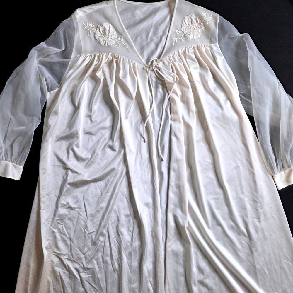Vtg Lorraine Cream Nylon Floral Applique Sheer Sleeve Robe Peignoir Med Bridal